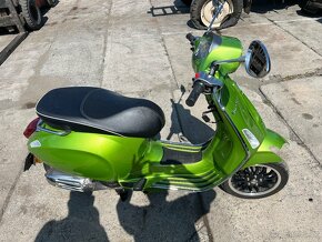 Piaggio Vespa Sprint 125ccm ABS,rv:2017 havarovane pojízdné - 4