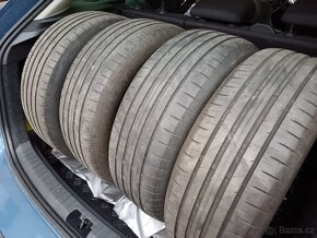 Prodám sadu pneu Goodyear 205/55 r16 - 4