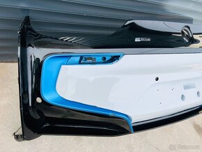 BMW i8 zadní nárazník - 4