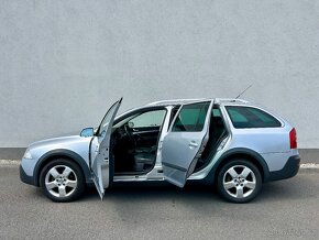 Škoda Octavia 2.0 TDI SCOUT GPS NAVI - 4