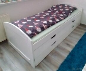 Vyvýšená postel s úložným prostorem a výsuvnou postelí - 4