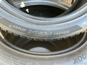 Zimní pneu R19 Hankook 245/45/19 102V - 4