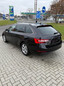 Škoda Superb kombi 1.6TDI 88kw—DSG—2020–STYLE—1.majitel— - 4