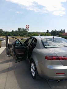 Prodám alfa Romeo 159 rok 2006 - 4