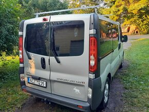 Opel Vivaro 2.5 Cdti bus 8 míst - 4