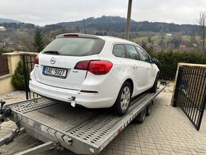 Opel Astra J 1.6 100kw 2016 - 4