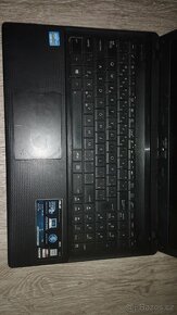 Asus X55C - 4