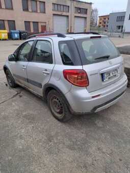 Suzuki SX4 1.6 88kW benzín 2013 - 4