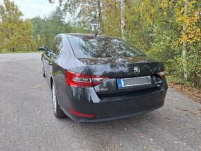 Škoda Superb 3 DSG 2.0 TDI 4x4 Style Plus ACC DCC CANTON - 4