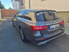 Mercedes Benz  E220 D 4matic Allterrain - 4