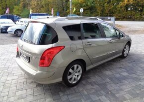 Peugeot 308 1.6 HDi Panorama nafta manuál 82 kw - 4