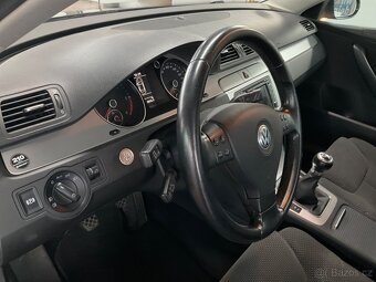 VW Passat B6 2.0TDi 125kW Comfort - Navi - Šíbr - Xenon - 4