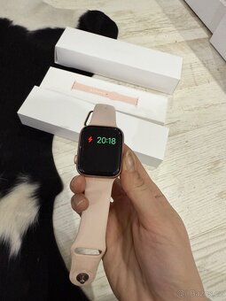 Apple Watch - 4