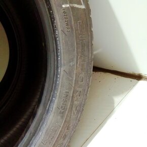 17" PNEU – 215/50/R17 – ZIMNÍ - značky NOKIAN - 4