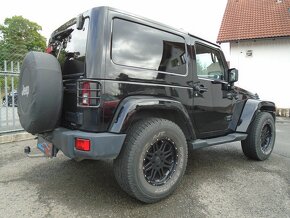 Jeep Wrangler 2.8 CRD SAHARA 147kW automat - 4