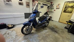 Piaggio Beverly 250 - 4