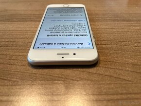 APPLE iPhone 8 64GB Silver - 4