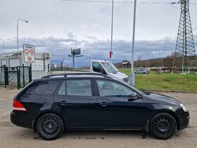 Volkswagen Golf 1,9TDi kombi 77kw rok 2009 - 4