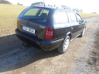 Škoda octávia 1.9 Tour R.V 2009 - 4