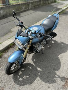 Pronájem motorky Honda Hornet 600 - 4