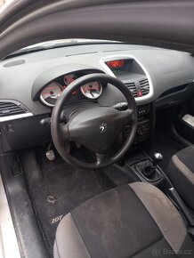 Peugeot 207 1.4 54kw r.v 2007 - 4