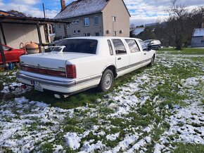 Lincoln town car 5.0 - 4