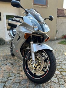 Honda VFR 800 VTec - 4