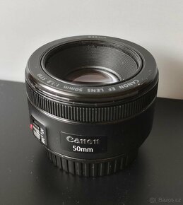 Canon EOS 700D 18-135mm STM f/3,5-5,6 50mm f/1,8 - 4