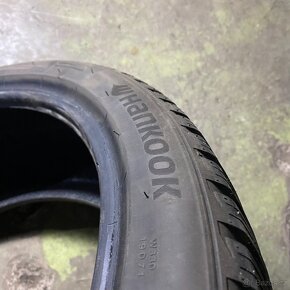 Zimní pneu 225/40 R19 93W Hankook 6mm - 4