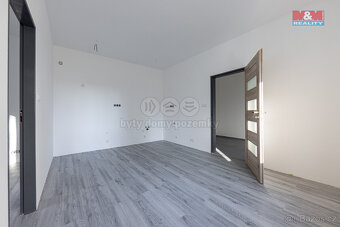 Pronájem obchod a služby, 45 m², Cheb, ul. Břehnická - 4