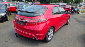 Honda Civic 1,4i 1,6v - 4