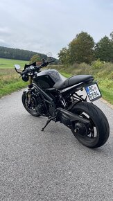 Triumph speed triple 1050 2007 - 4