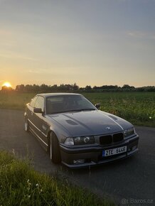 BMW E36 coupe 323i - 4