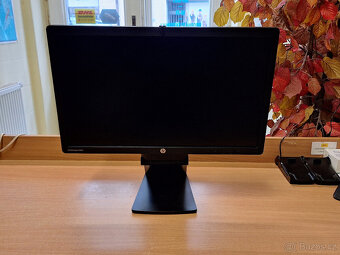 HP Elite Display E221c, 21.5", 1920x1080, webkamera + repro - 4