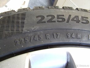 Prodám sadu zimních pneumatik Continental 225/45 R17 - 4