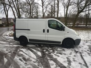 Opel Vivaro 2008  2.0 BENZiN 86 kW 152.000 km  - 4