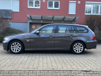 BMW Řada 3 E91 320i 125kW Automat Aut. klima Kůže Tažné - 4