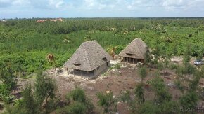 ZANZIBAR - stavebný pozemok 4000 m2 NA BREHU OCEANU - 4