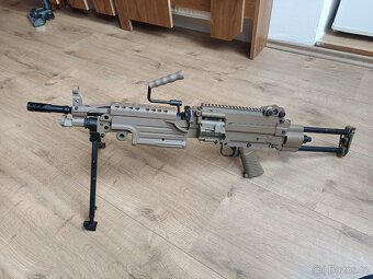 Kulomet M249 PARA - celokov A&K - 4