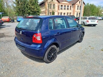 VW Polo 1.2i, Climatic, r.v. 2004, 5 dveří - 4