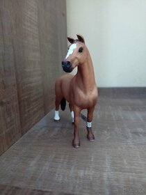 Schleich koně - hannoverský kůň - 4