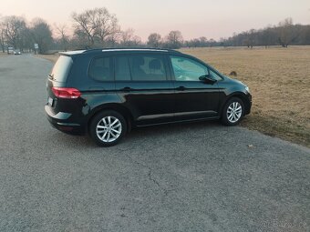 VW Touran 1.6 TDi DSG - 4