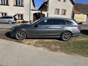 Mercedes c220d - 4