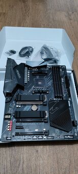 Základní deska Gigabyte B550 Aorus Elite AX V2 - 4