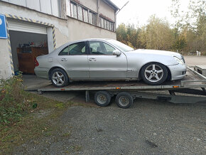 Prodám Mercedes Benz W211 sedan na díly a nebo jako celek - 4