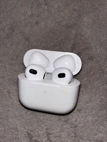 Apple airpods 3 generace - 4