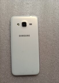 Mobilní telefon Samsung Galaxy J3 - 4