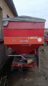 rozmetadlo kuhn Axera MW1102 - 4