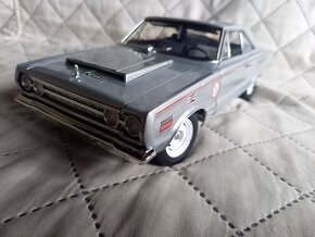 Prodám Plymouth Belvedere, Acme, 1:18 - v původní krabici - 4