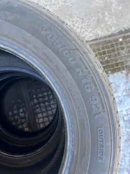 205/60 R16 KUMHO letní pneu - 4